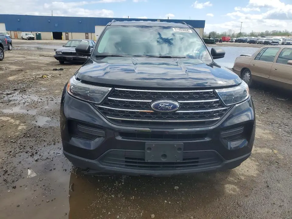 2022 FORD EXPLORER XLT  