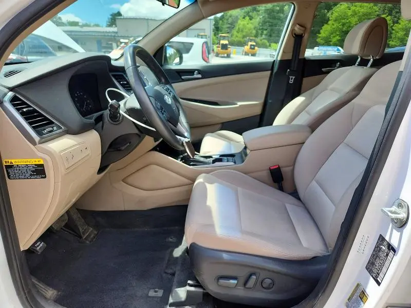 2017 HYUNDAI TUCSON SPORT  