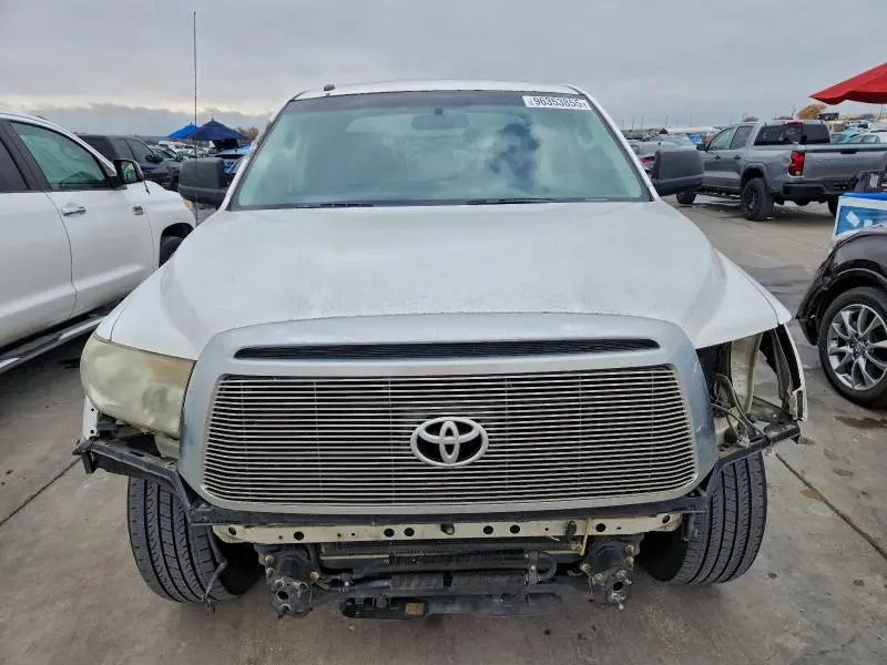 2013 TOYOTA TUNDRA DOUBLE CAB SR5  