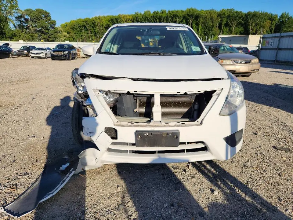 2016 NISSAN VERSA 1.6 SV  