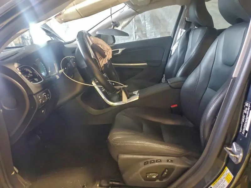 2016 VOLVO S60 PREMIER  