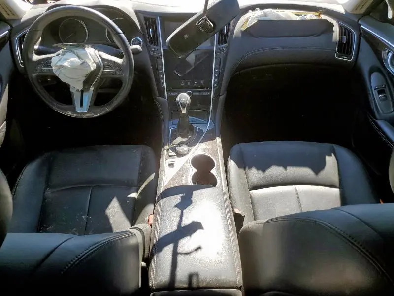 2019 INFINITI Q50 LUXE  