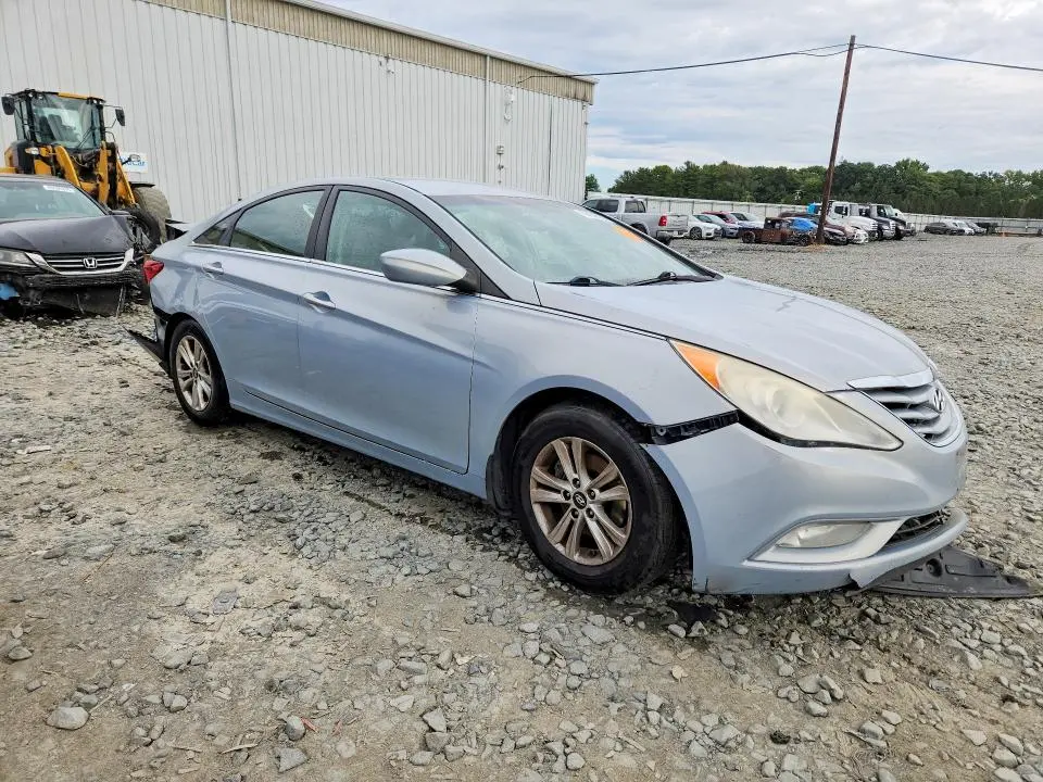 2013 HYUNDAI SONATA GLS  