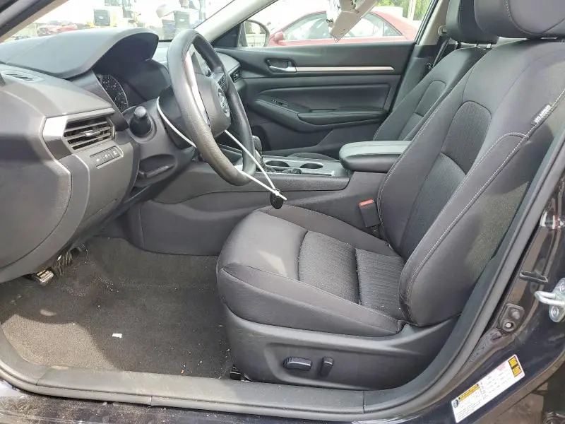 2022 NISSAN ALTIMA SV  