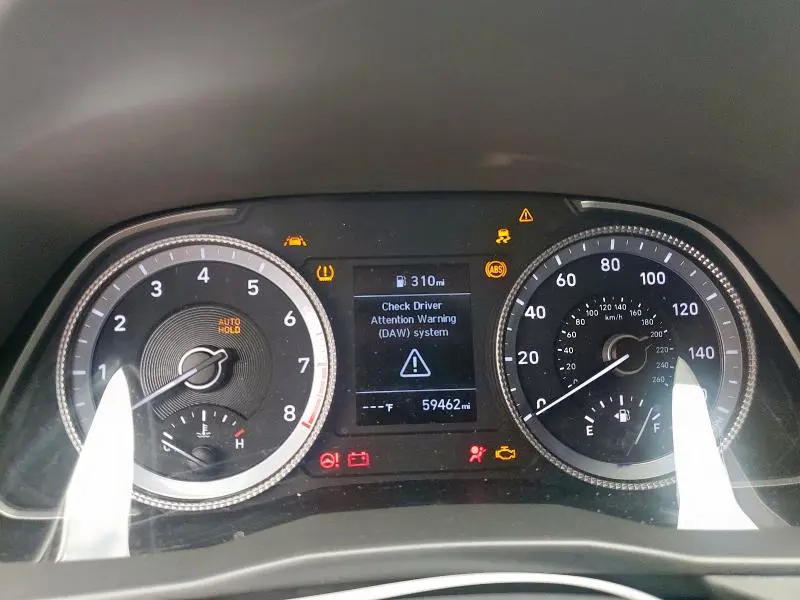 2020 HYUNDAI SONATA SE  