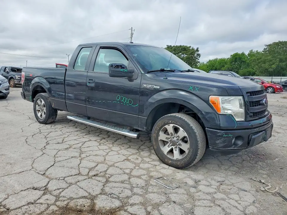 2013 FORD F150 SUPER CAB  