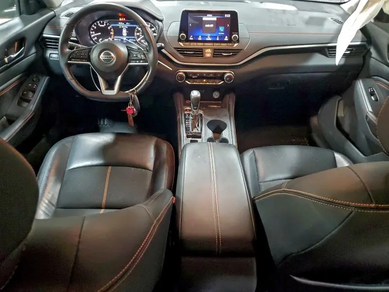 2021 NISSAN ALTIMA SR  