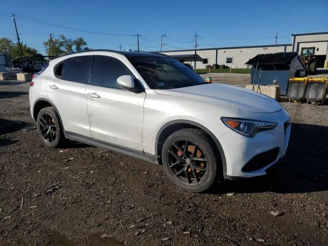 2018 ALFA ROMEO STELVIO TI SPORT  