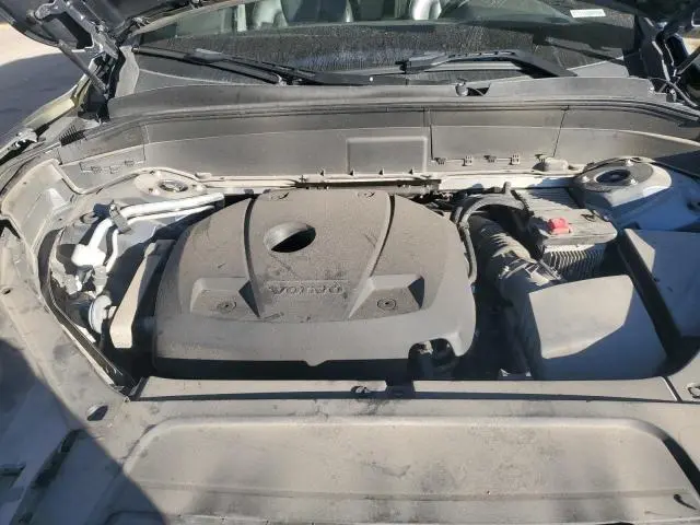 2020 VOLVO XC90 T6 MOMENTUM  