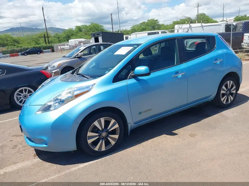 2015 NISSAN LEAF SL