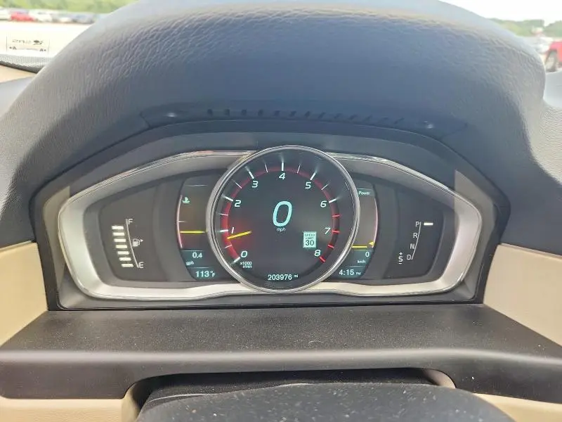 2014 VOLVO XC70 T6  
