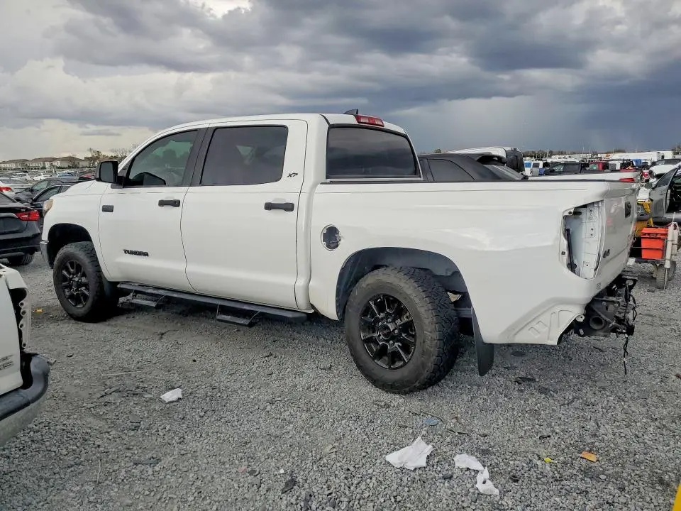 2020 TOYOTA TUNDRA SR5  