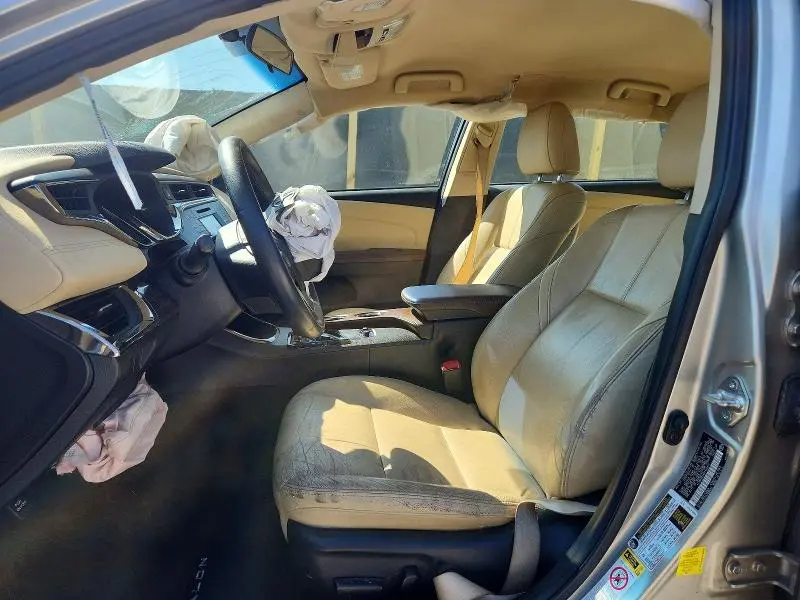 2014 TOYOTA AVALON XLE  