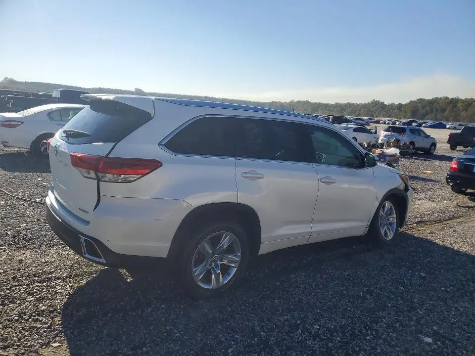 2018 TOYOTA HIGHLANDER LIMITED  