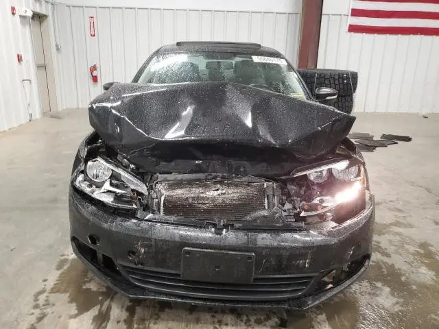2012 VOLKSWAGEN JETTA SE  
