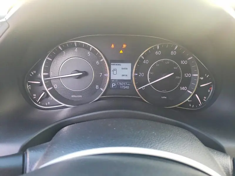 2017 NISSAN ARMADA SV  