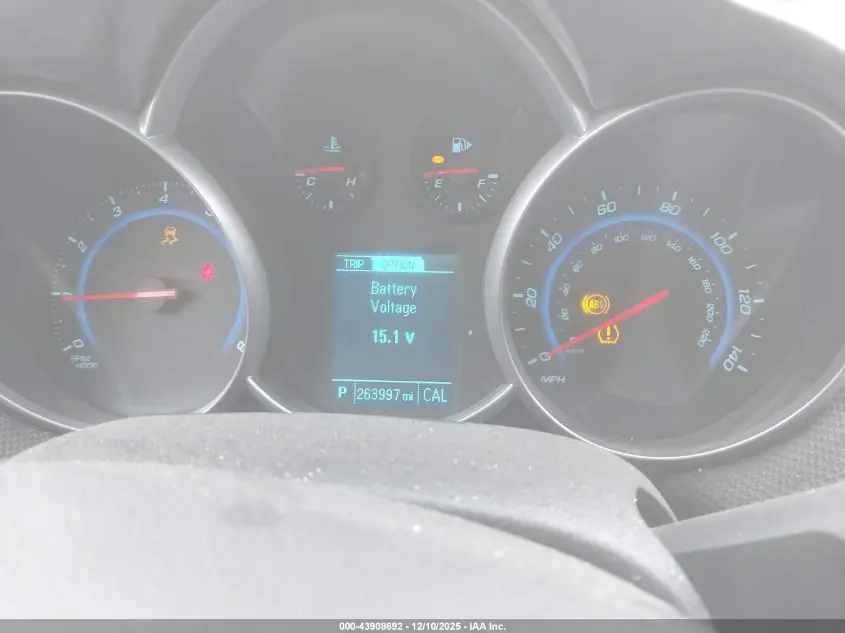 2015 CHEVROLET CRUZE 1LT AUTO