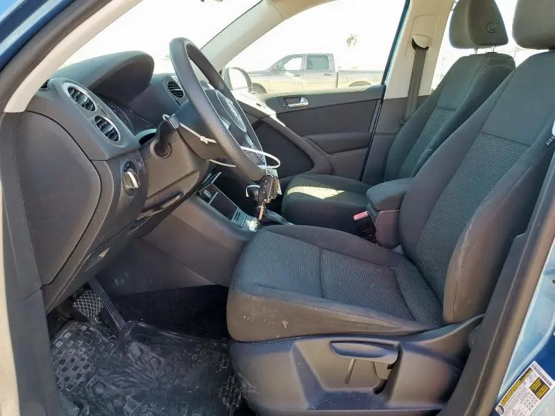 2017 VOLKSWAGEN TIGUAN S  