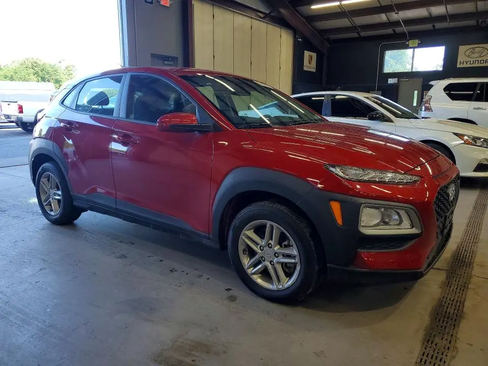 2021 HYUNDAI KONA SE  