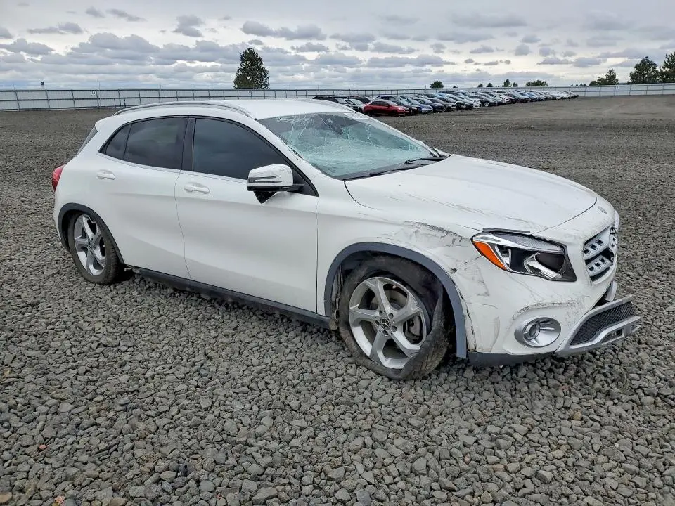 2020 MERCEDES-BENZ GLA 250 4MATIC  