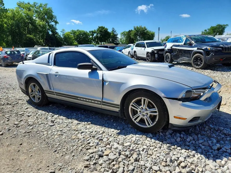 2010 FORD MUSTANG   
