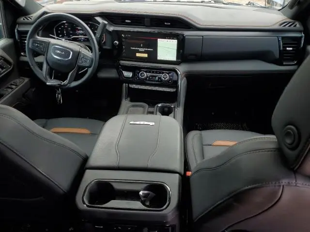 2025 GMC SIERRA K2500 AT4  