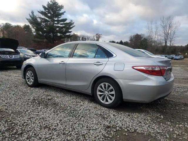 2016 TOYOTA CAMRY LE  