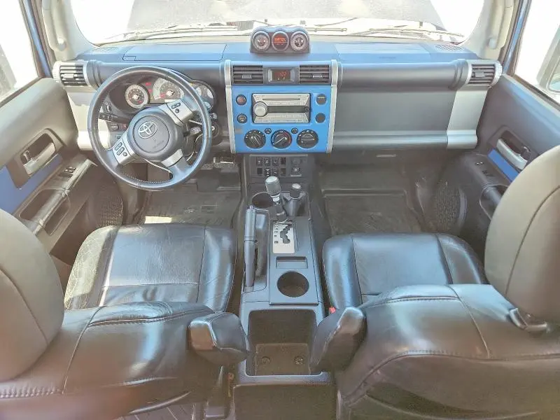 2012 TOYOTA FJ CRUISER BASE  
