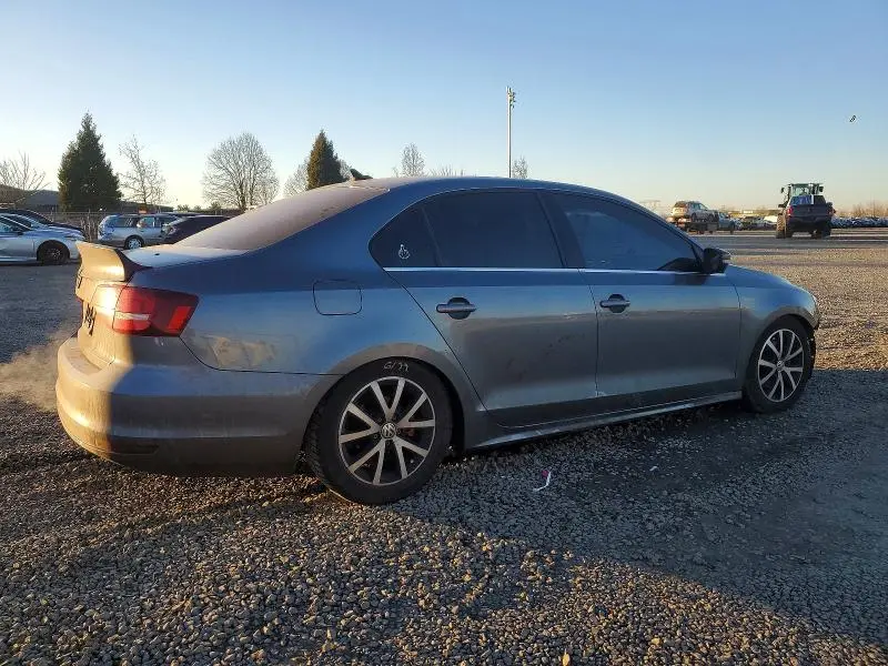 2017 VOLKSWAGEN JETTA SE  