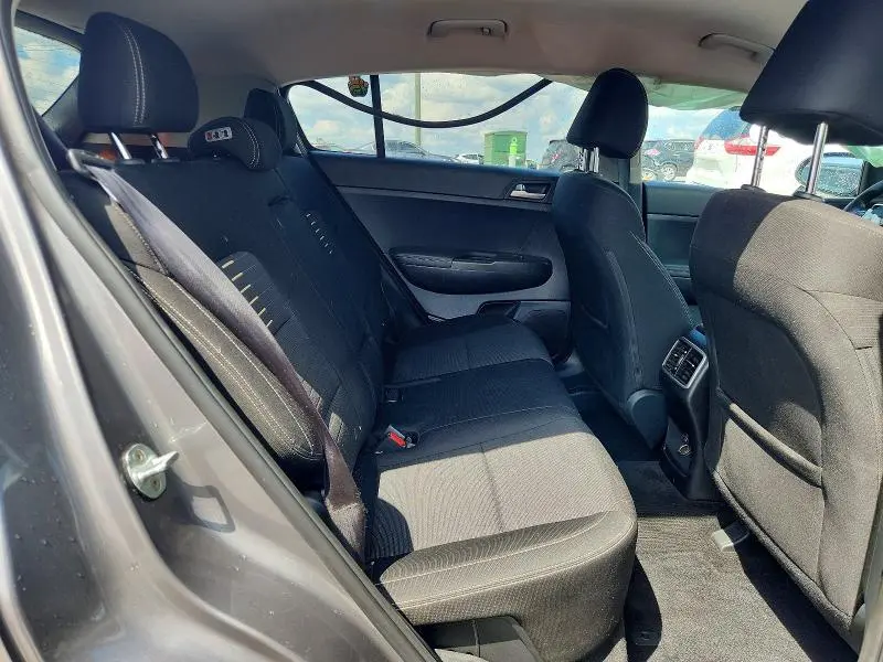 2018 KIA SPORTAGE LX  