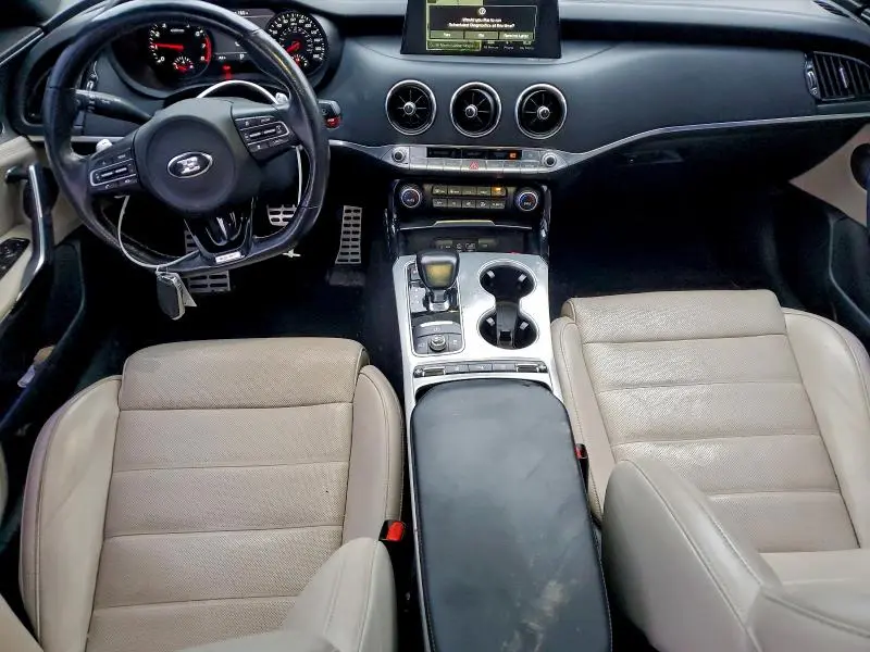 2018 KIA STINGER GT2  