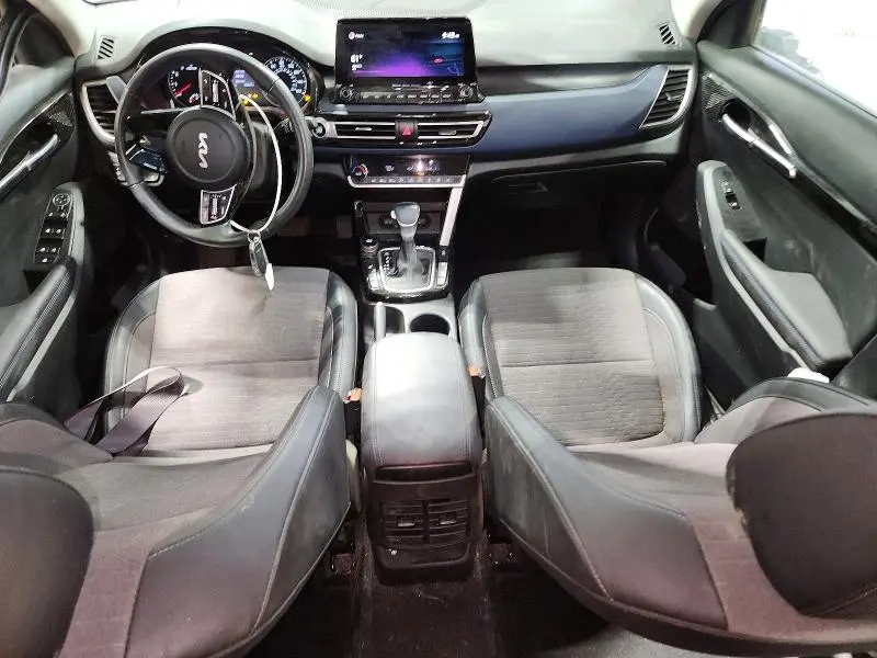 2022 KIA SELTOS S  