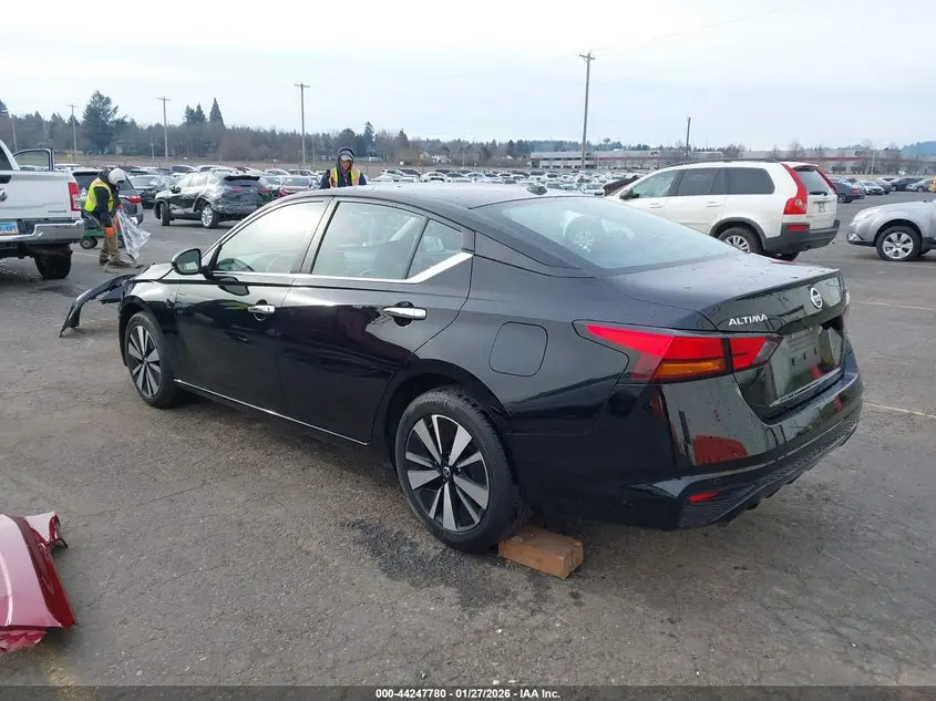 2022 NISSAN ALTIMA SV FWD