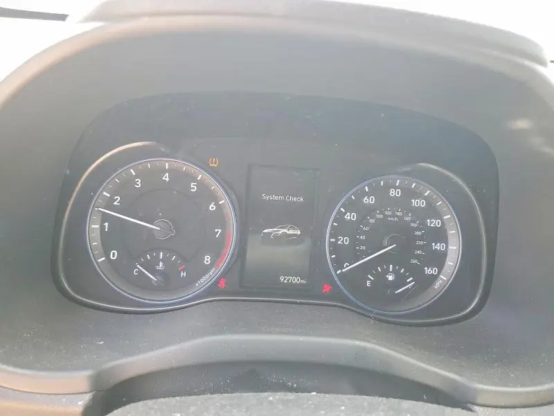 2022 HYUNDAI KONA SE  