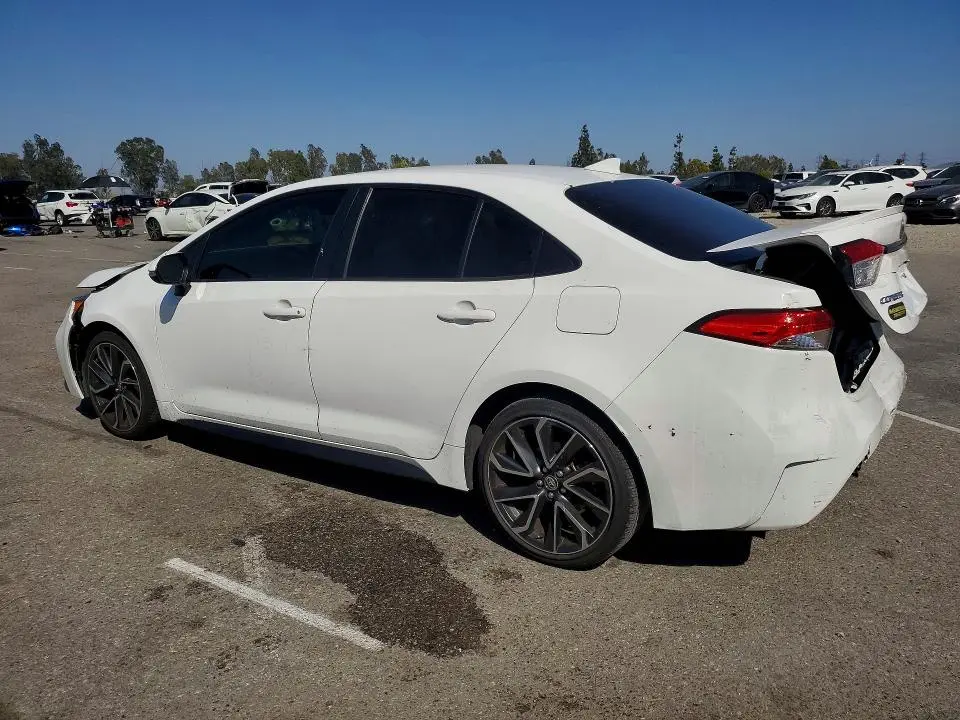 2021 TOYOTA COROLLA SE  