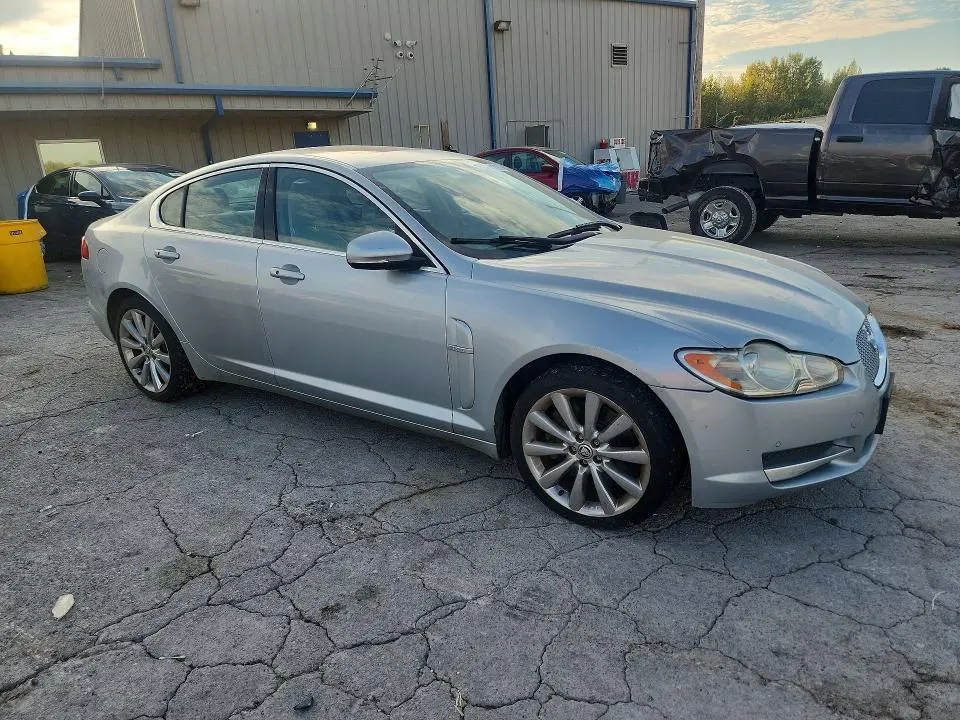 2010 JAGUAR XF PREMIUM  