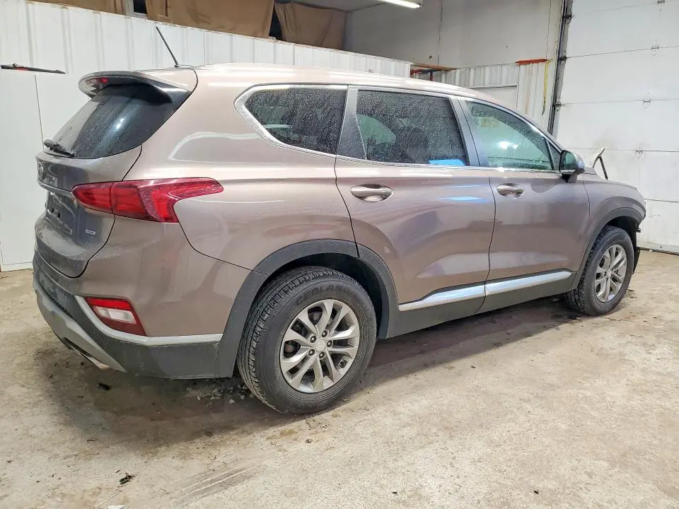 2020 HYUNDAI SANTA FE SE  