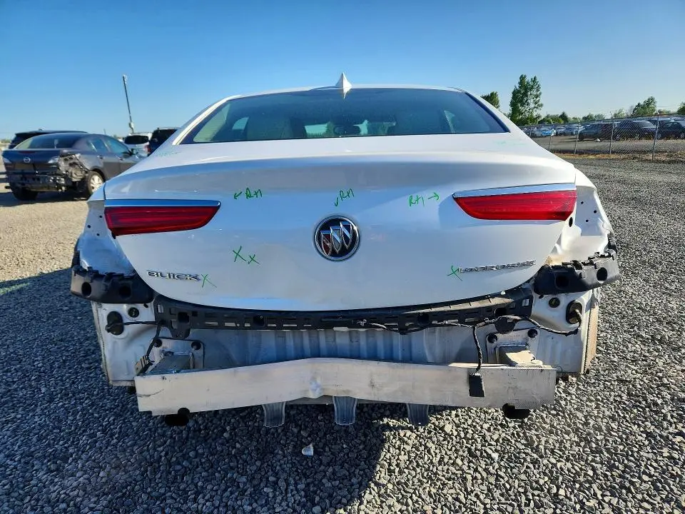 2017 BUICK LACROSSE ESSENCE  