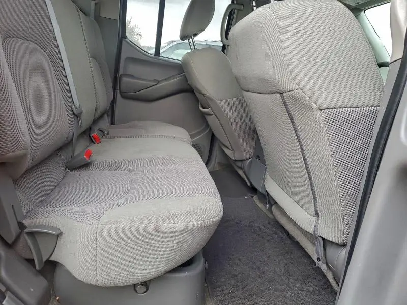 2018 NISSAN FRONTIER S  