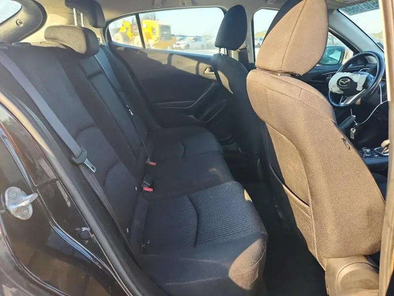 2016 MAZDA 3 TOURING  
