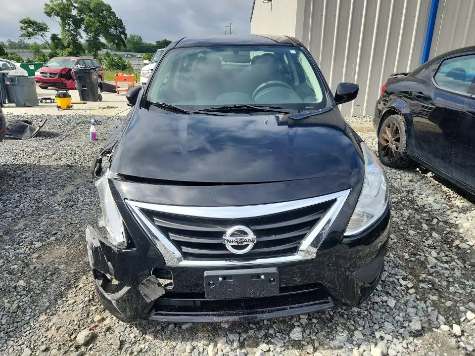 2016 NISSAN VERSA 1.6 SV  