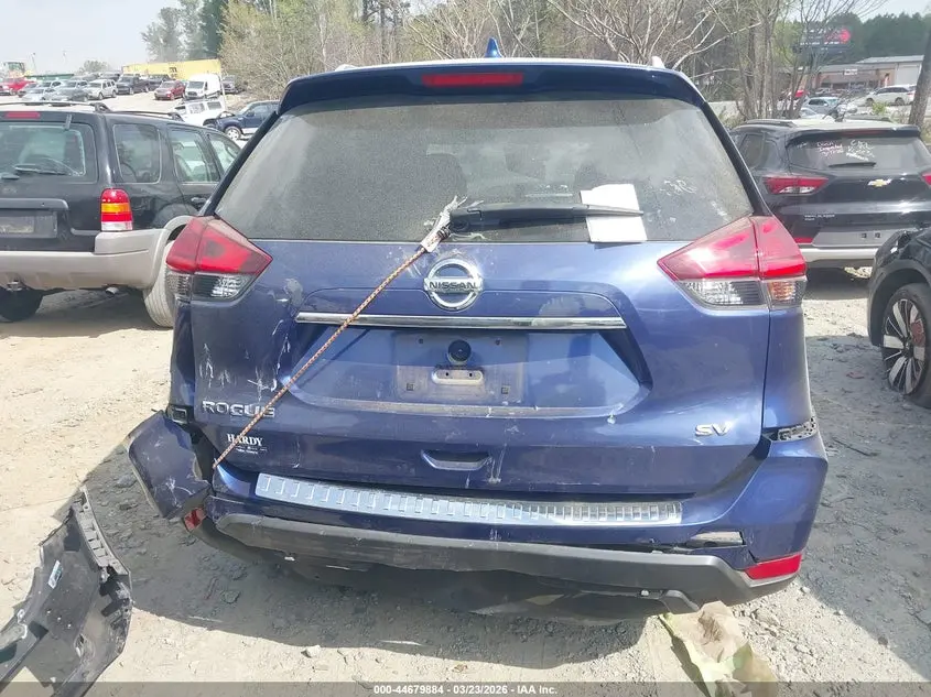2017 NISSAN ROGUE SV