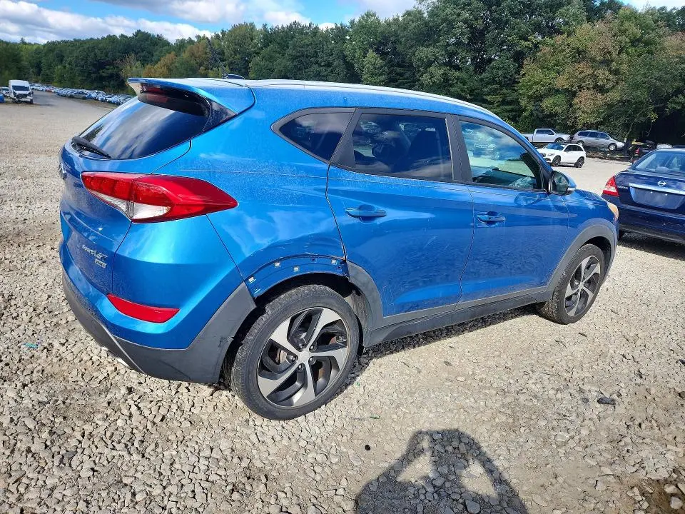 2016 HYUNDAI TUCSON SPORT  