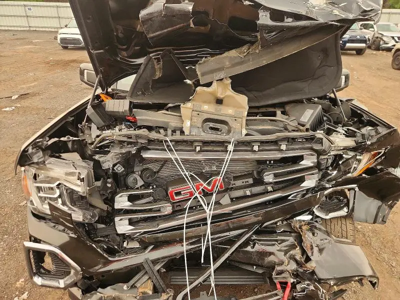 2021 GMC SIERRA K1500 AT4  