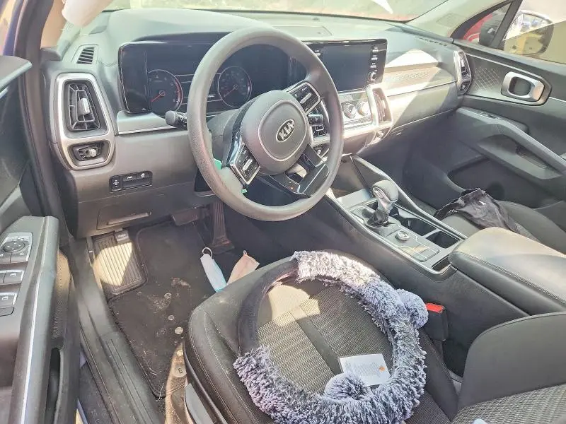 2021 KIA SORENTO LX  
