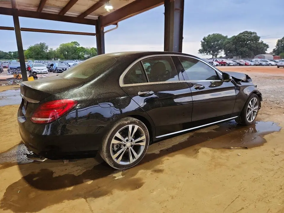 2017 MERCEDES-BENZ C 300  
