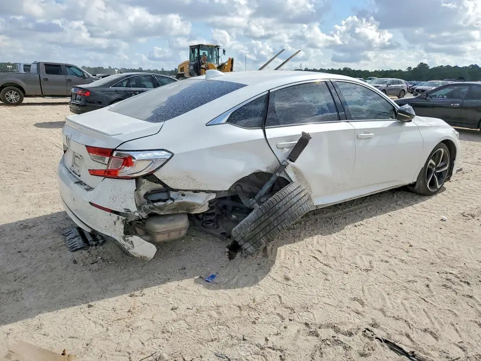 2019 HONDA ACCORD SPORT  