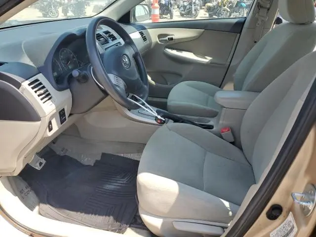2013 TOYOTA COROLLA BASE  