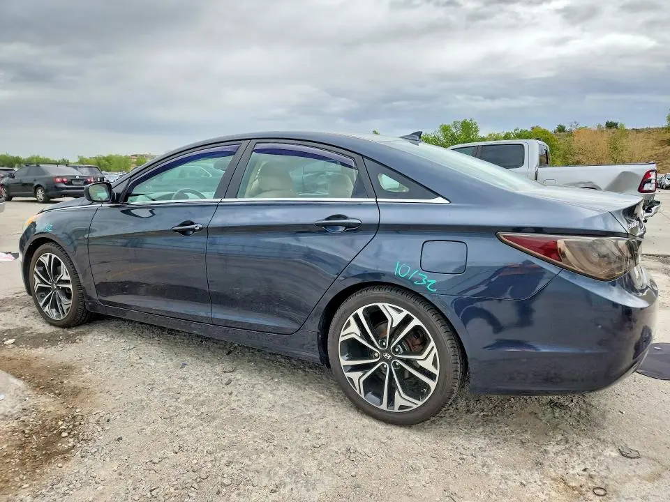 2012 HYUNDAI SONATA GLS  
