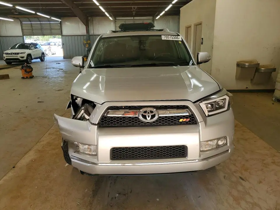 2011 TOYOTA 4RUNNER LIMITED  